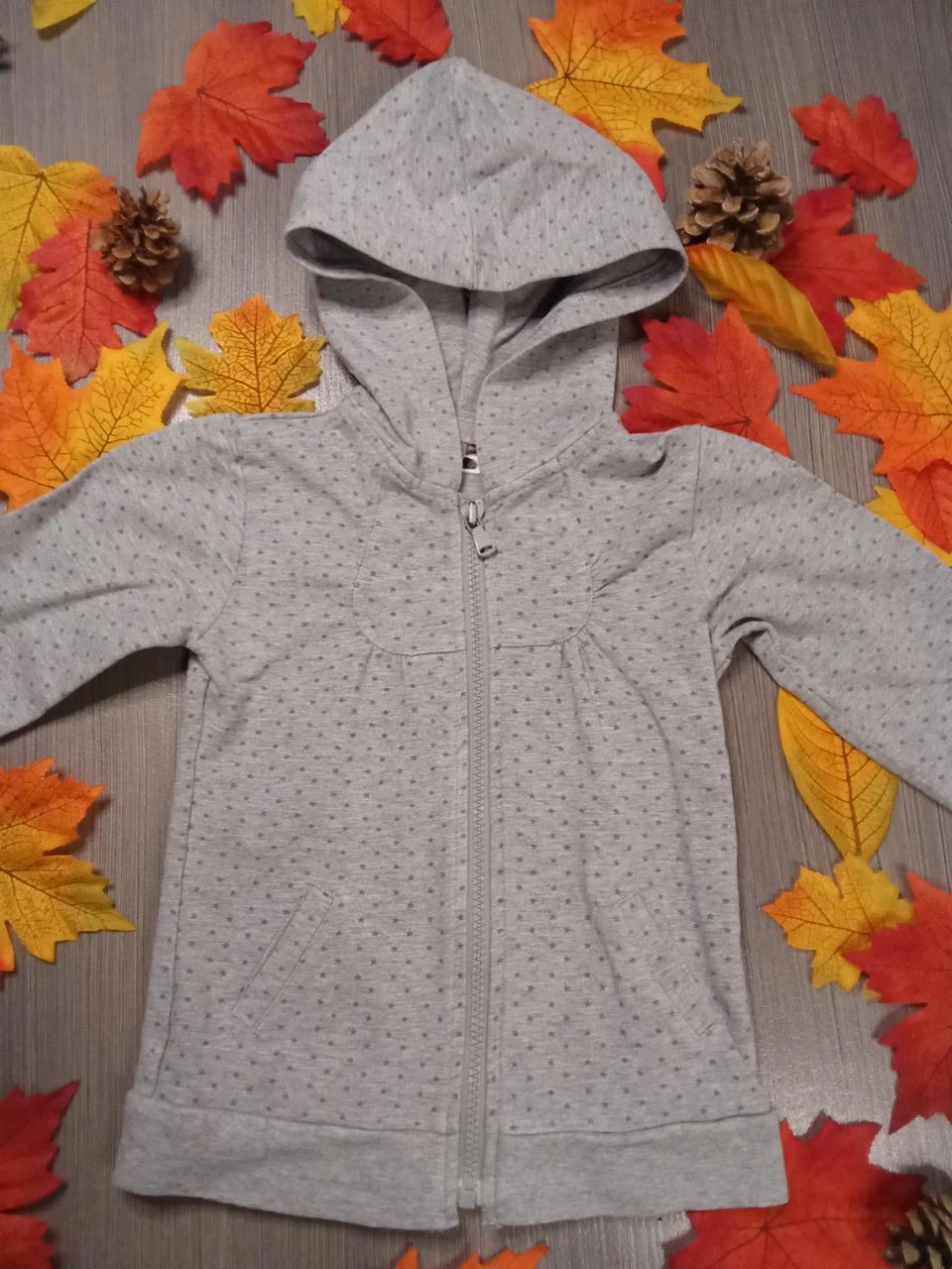 Bonita chaqueta gris con capucha Lili Rose 4 años – photo 4